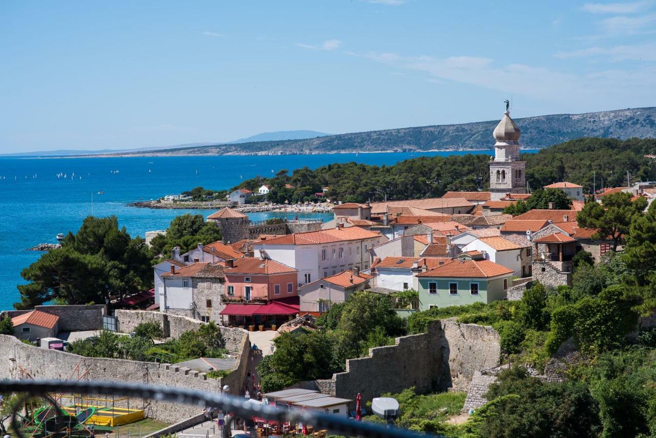 Franko & Ana Apartments Krk Town Bagian luar foto