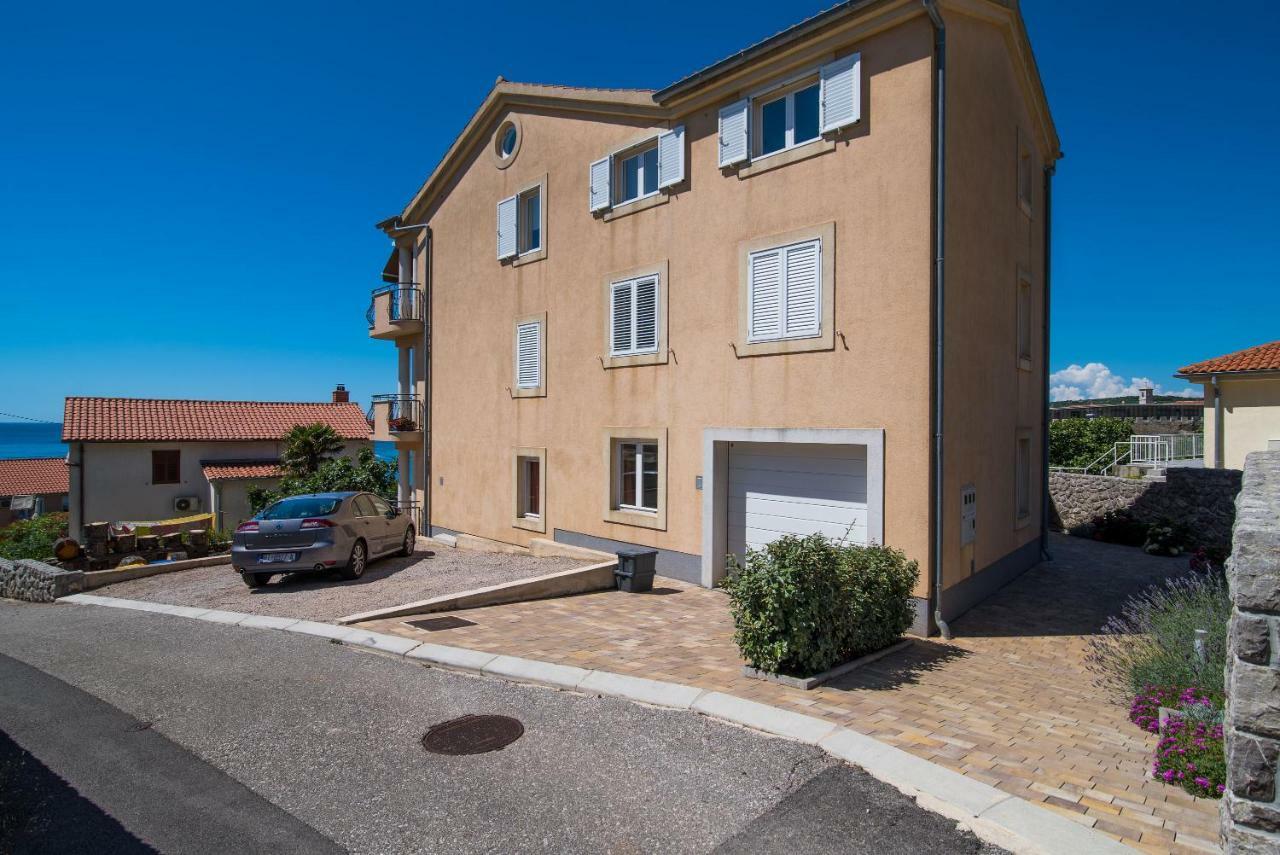 Franko & Ana Apartments Krk Town Bagian luar foto
