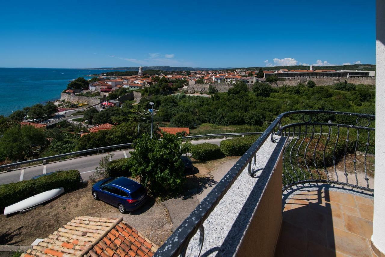 Franko & Ana Apartments Krk Town Bagian luar foto