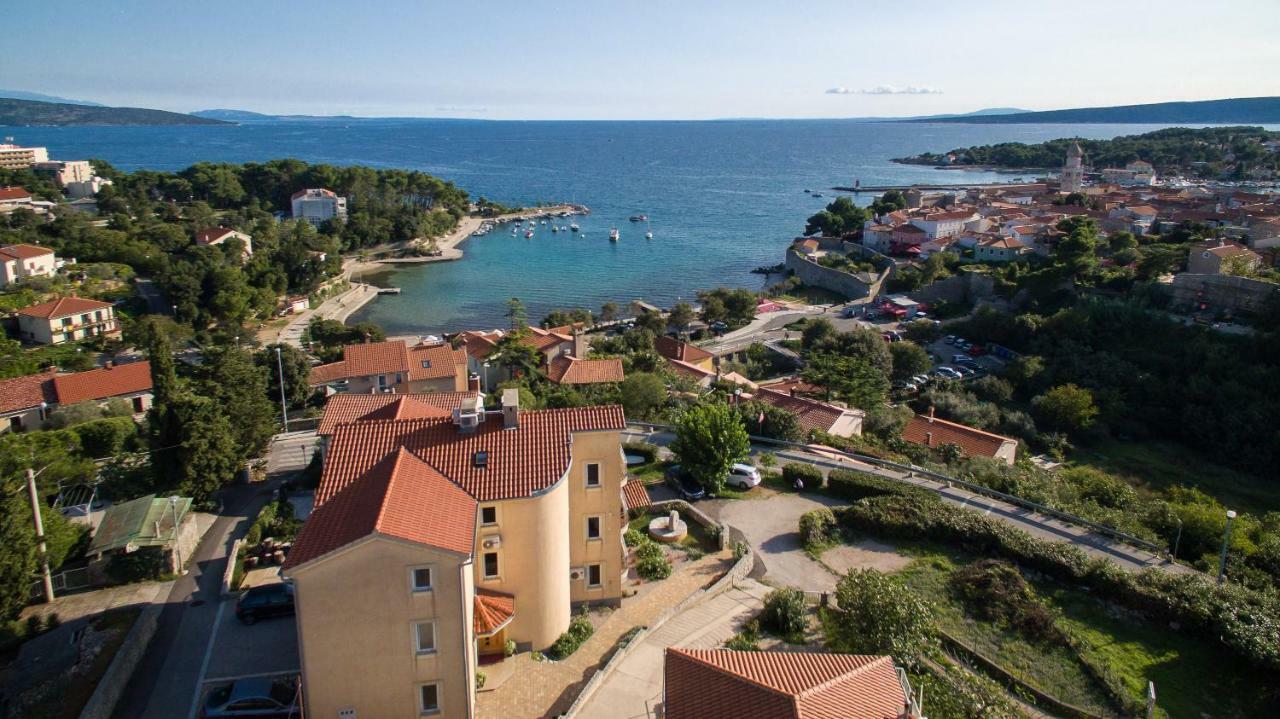 Franko & Ana Apartments Krk Town Bagian luar foto